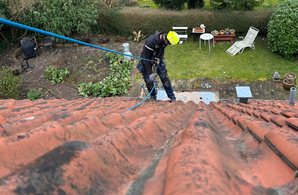 Professionel reparation af utæt tagrende i København