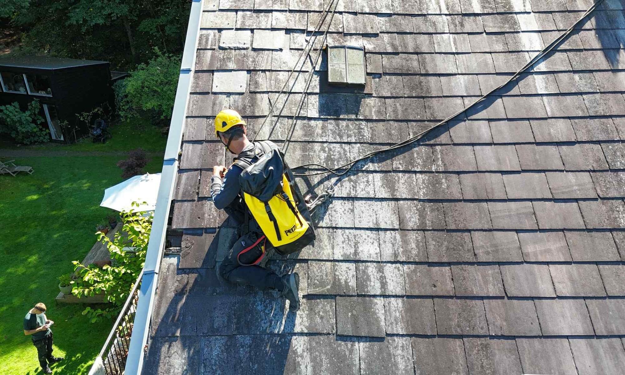 Tagarbejde og tagreparation på et skifertag